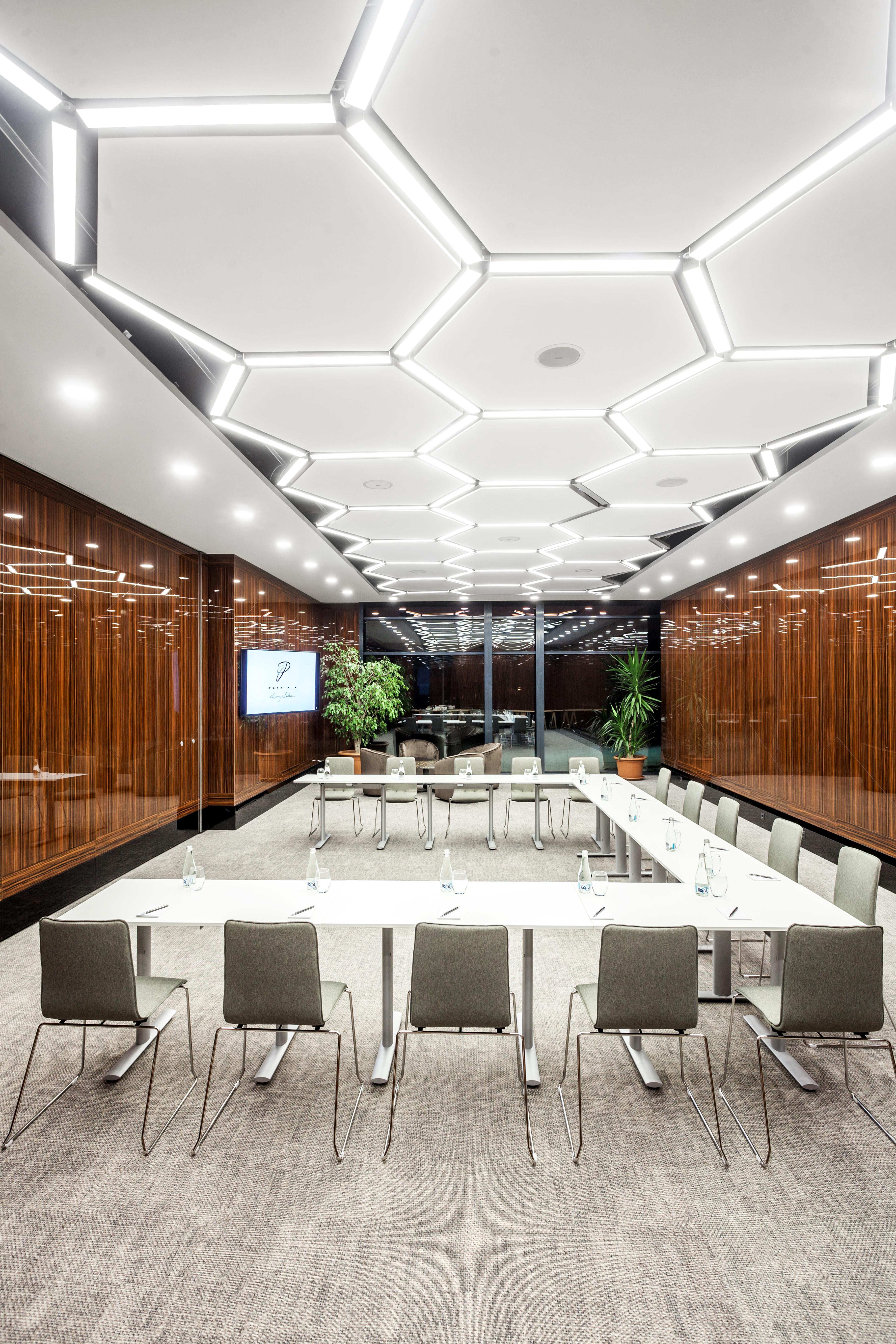 Hotel Platinia Cluj-Napoca Exterior foto Meeting room