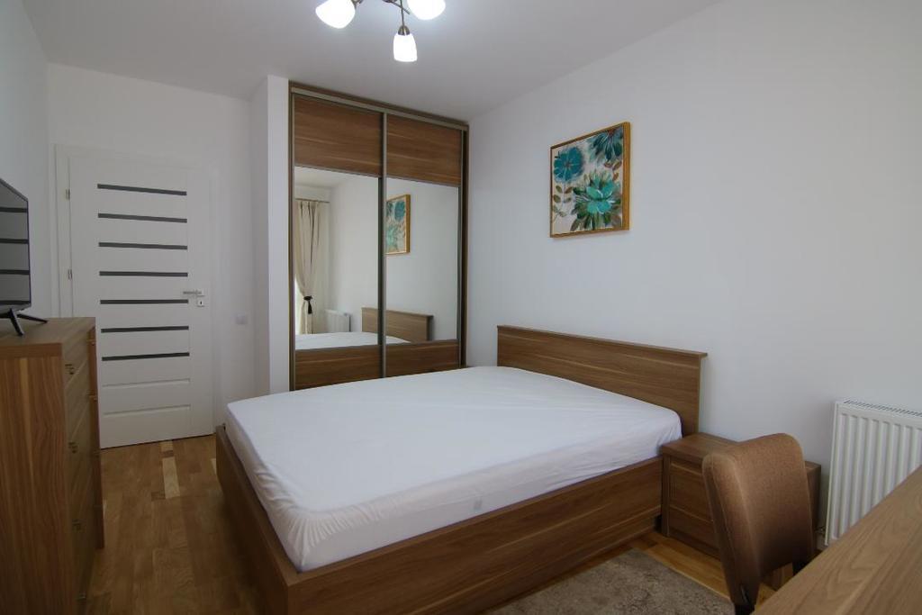Hotel Platinia Cluj-Napoca Exterior foto A bedroom