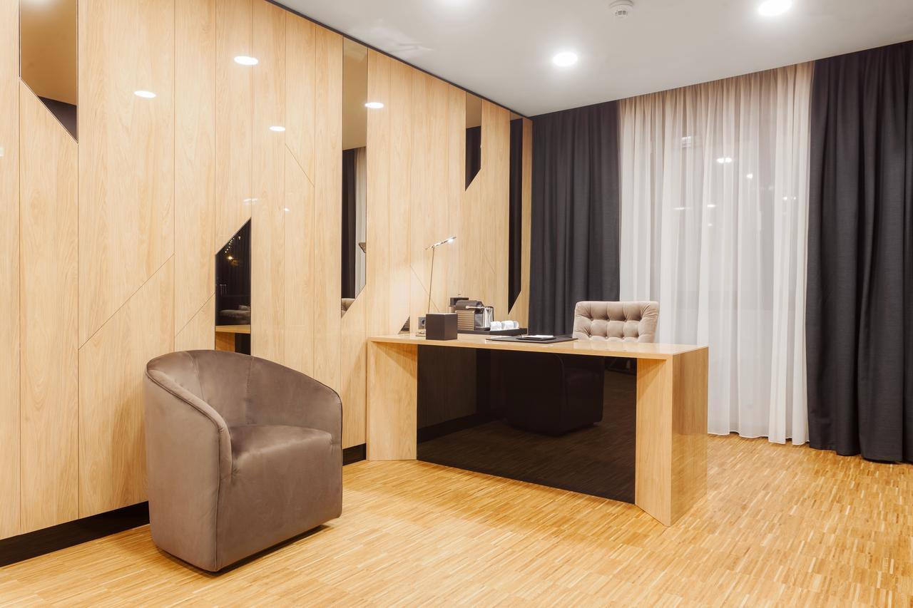 Hotel Platinia Cluj-Napoca Exterior foto Office of the Mayor of the City of Belgrade